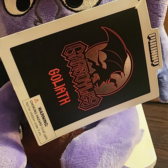 GARGOYLES GOLIATH 8" PHUNNY PLUSH BY KIDROBOT - Picture 5 of 8